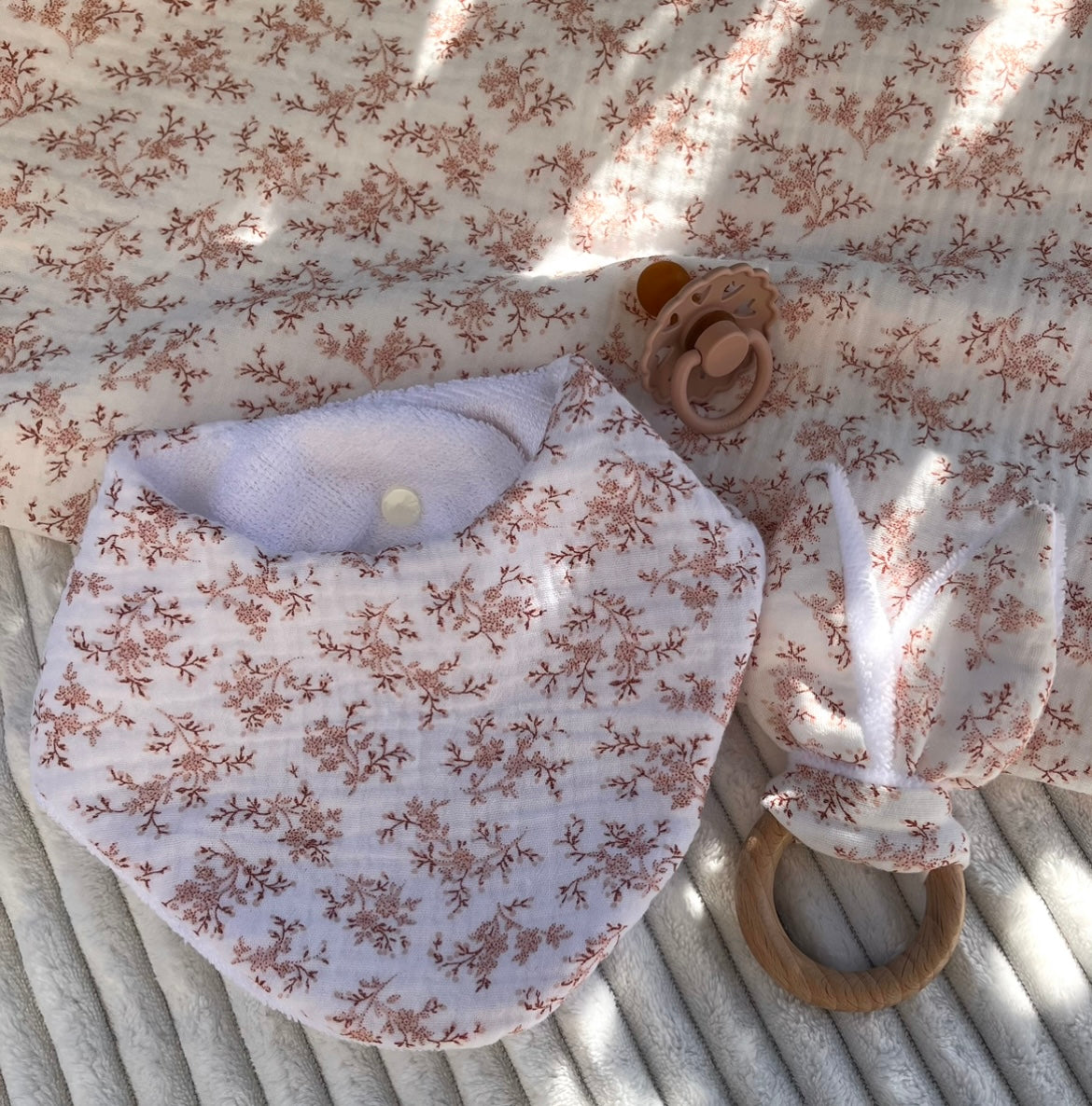 Bavoir rond en double gaze de coton