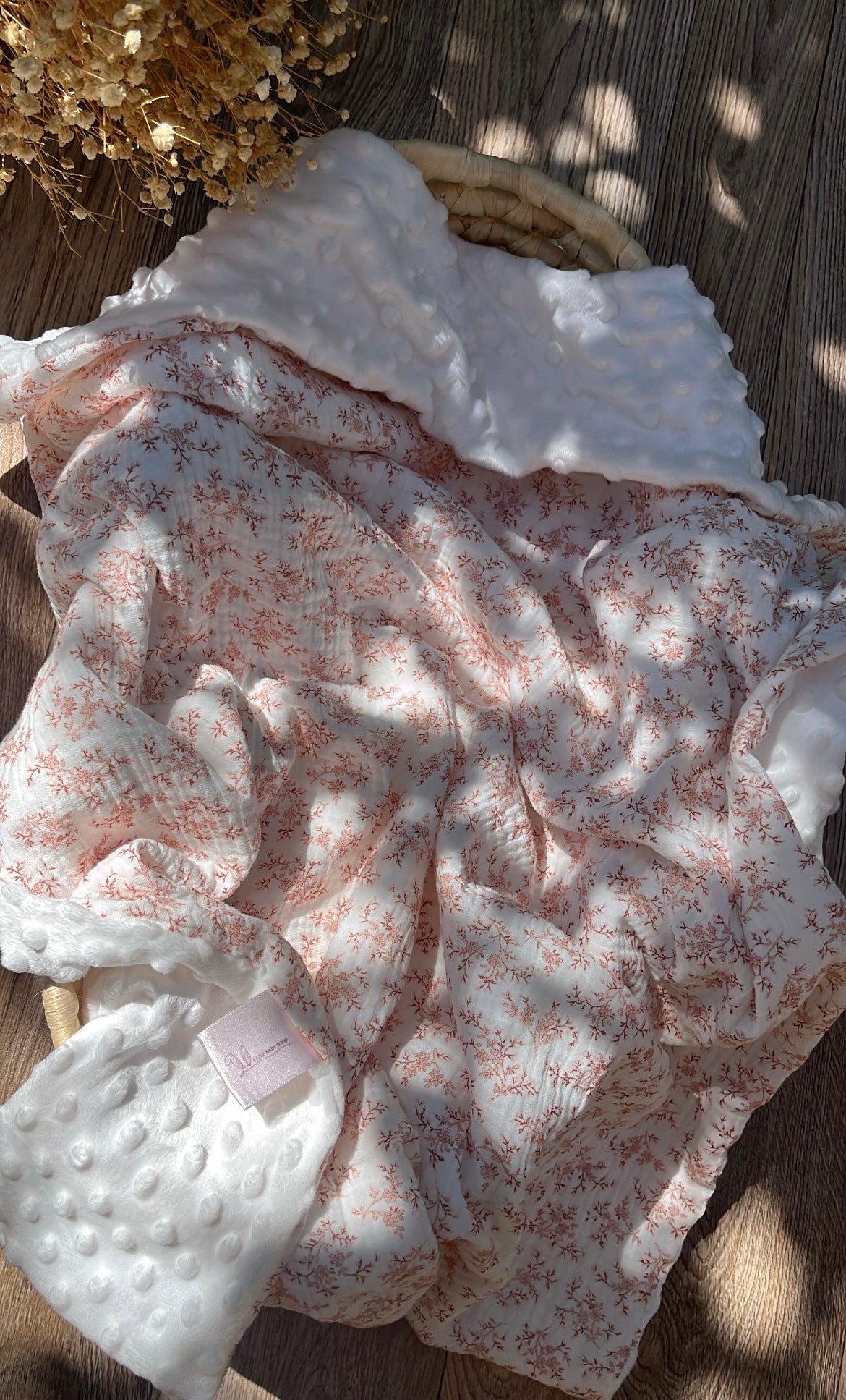 Couverture Fleurie rose