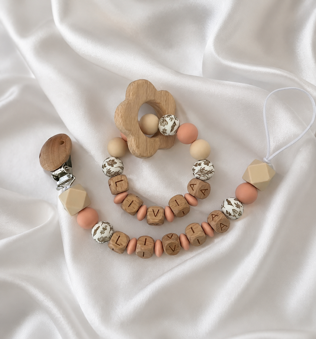 Pack attache tétine et anneau de dentition modèle Livia